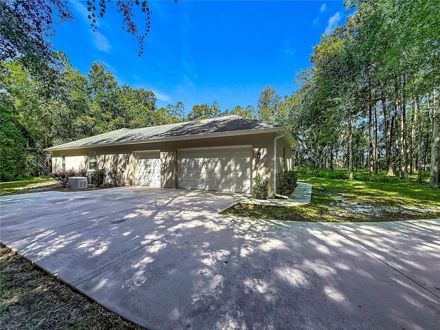 10620 NE 104TH CIRCLE, Oxford, FL 34484
