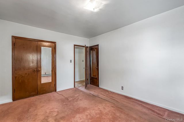 8315 264th Street, Glen Oaks, NY 11004