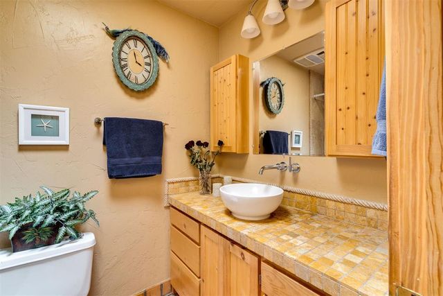 1704 S Rankin Street, Edmond, OK 73013