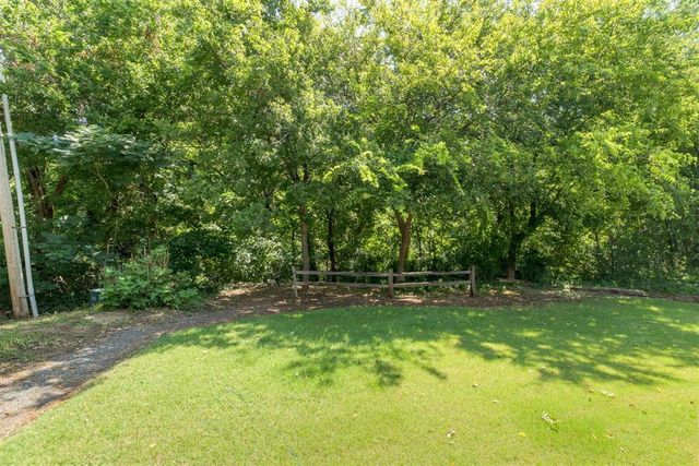 1704 S Rankin Street, Edmond, OK 73013