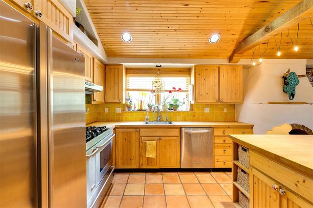 1704 S Rankin Street, Edmond, OK 73013