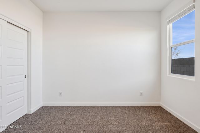 35810 N Pumpkin Drive, San Tan Valley, AZ 85140