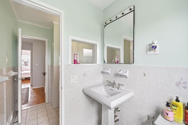 58 Dexter Road, Yonkers, NY 10710