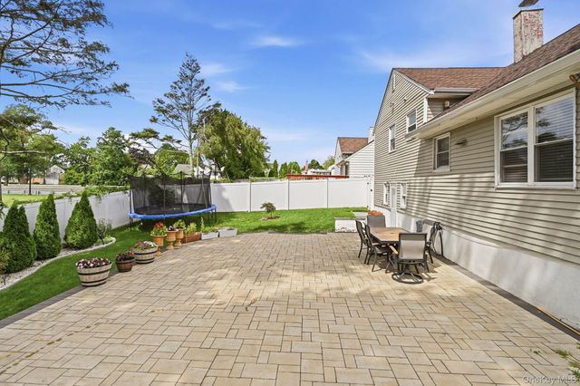 58 Dexter Road, Yonkers, NY 10710