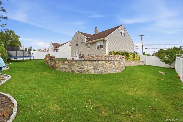 58 Dexter Road, Yonkers, NY 10710