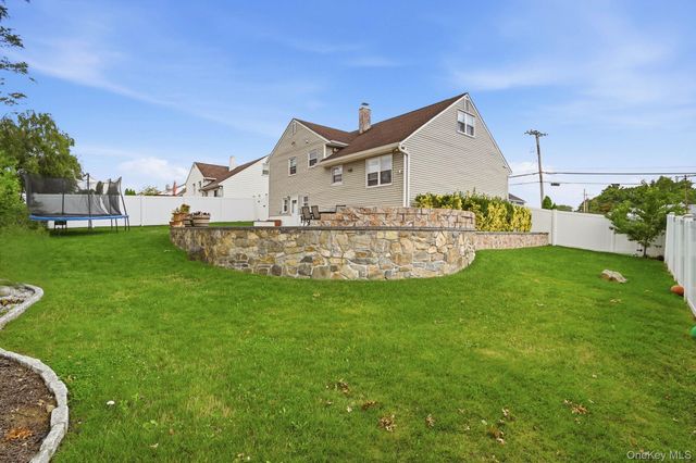58 Dexter Road, Yonkers, NY 10710