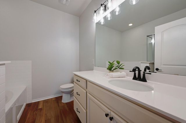 126 Silktassel WAY, Buda, TX 78610