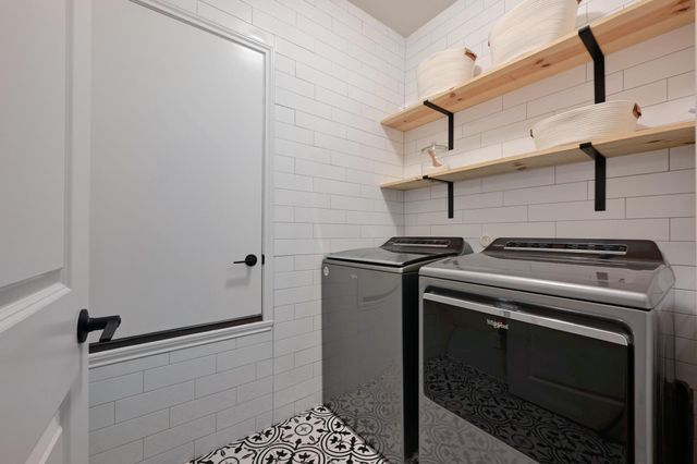 126 Silktassel WAY, Buda, TX 78610