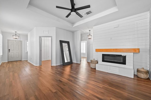 126 Silktassel WAY, Buda, TX 78610