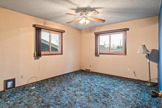 641 Youlon STREET N, West Salem, WI 54669