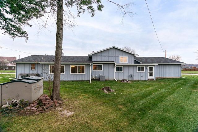 641 Youlon STREET N, West Salem, WI 54669