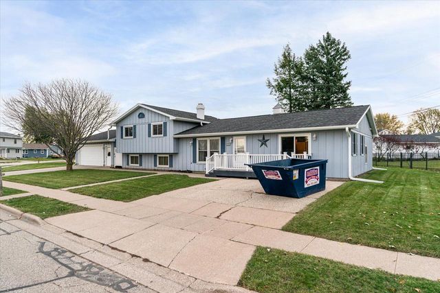 641 Youlon STREET N, West Salem, WI 54669