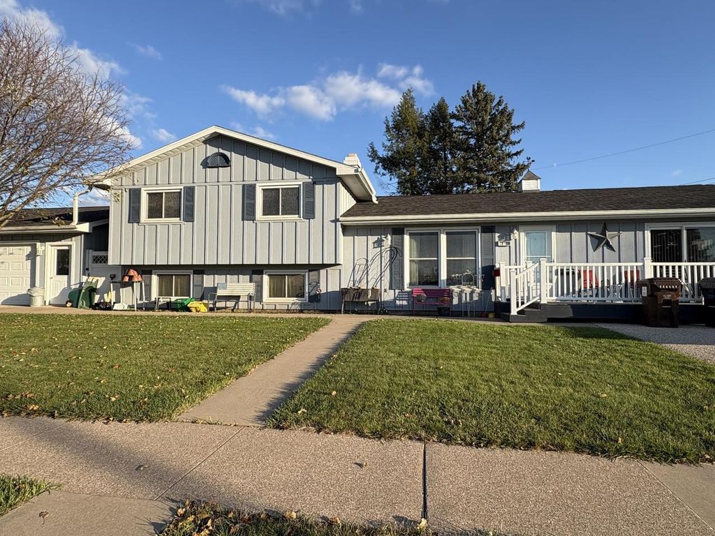 641 Youlon STREET N, West Salem, WI 54669