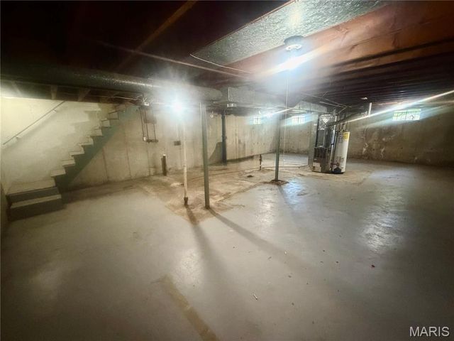 7040 Julian Avenue, University City, MO 63130
