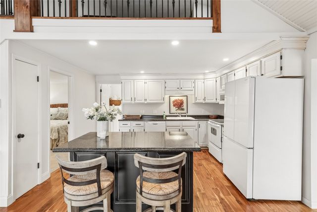 129 Cottage Lane, Montezuma, IA 50171