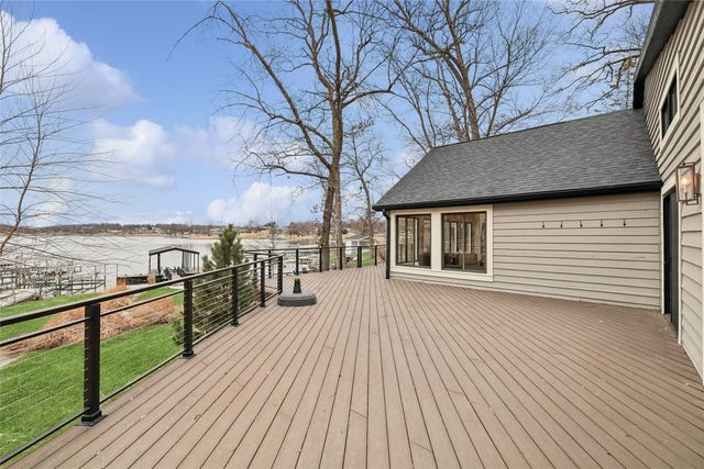 129 Cottage Lane, Montezuma, IA 50171