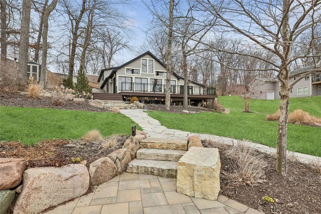 129 Cottage Lane, Montezuma, IA 50171