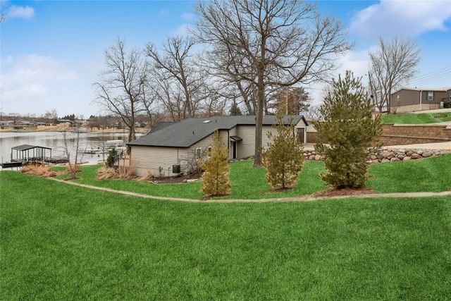 129 Cottage Lane, Montezuma, IA 50171