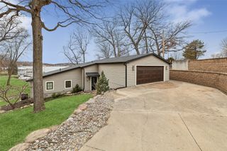129 Cottage Lane, Montezuma, IA 50171