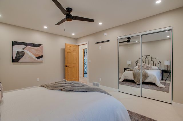 2808 38th Avenue S, Fargo, ND 58104