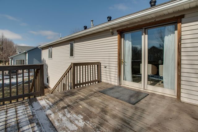 2808 38th Avenue S, Fargo, ND 58104