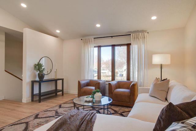 2808 38th Avenue S, Fargo, ND 58104