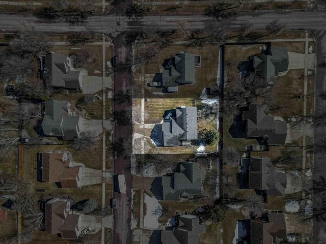 2808 38th Avenue S, Fargo, ND 58104