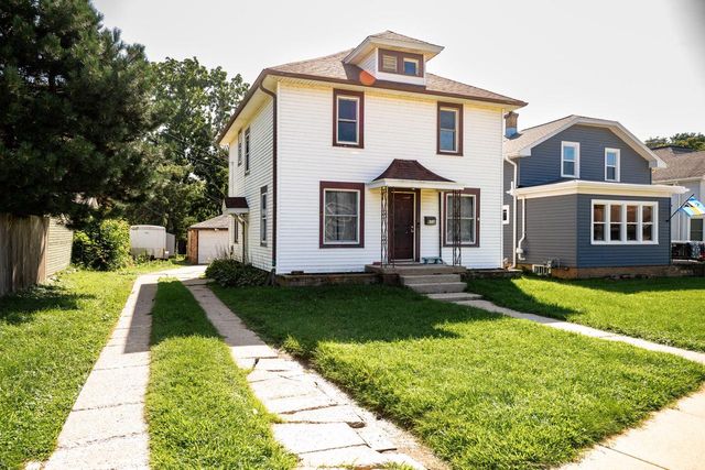 611 West BOULEVARD, Racine, WI 53405