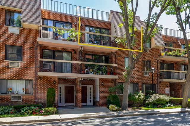 7111 Sutton Place 3, Fresh Meadows, NY 11365