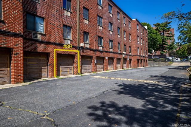 7111 Sutton Place 3, Fresh Meadows, NY 11365