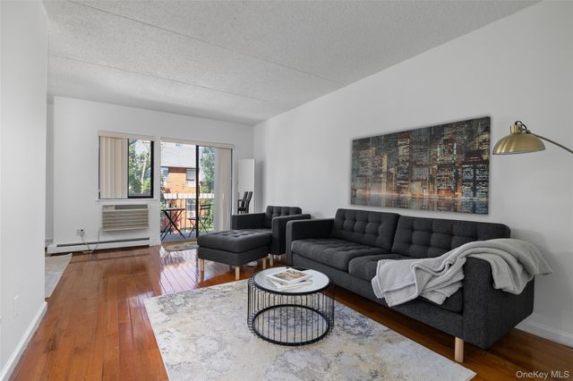 7111 Sutton Place 3, Fresh Meadows, NY 11365