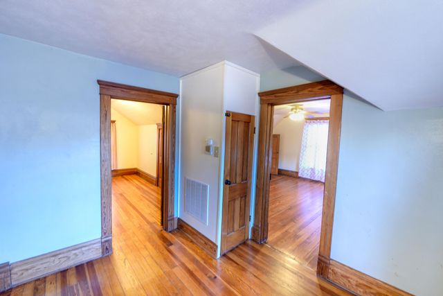 1008 Oak Street, Niles City, MI 49120