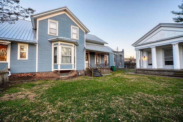 1008 Oak Street, Niles City, MI 49120