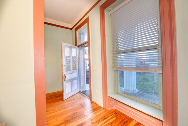 1008 Oak Street, Niles City, MI 49120