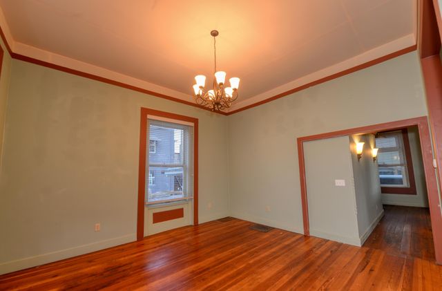 1008 Oak Street, Niles City, MI 49120