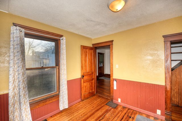 1008 Oak Street, Niles City, MI 49120