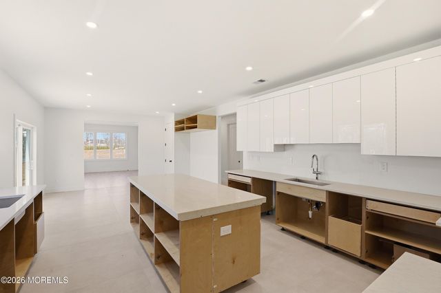 109 Legacy Court, Lakewood, NJ 08701