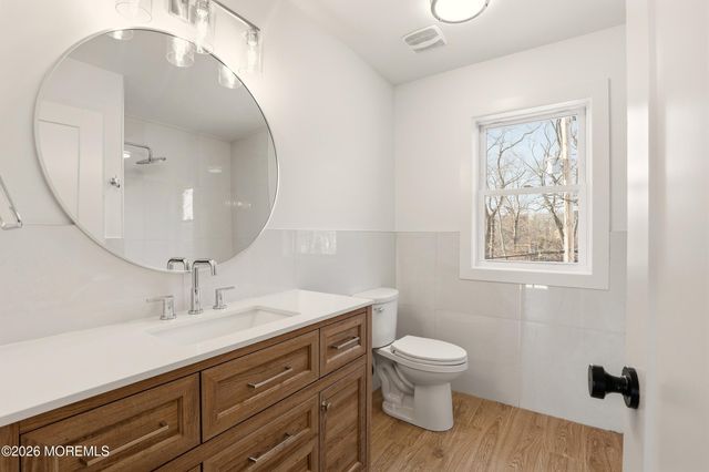 109 Legacy Court, Lakewood, NJ 08701