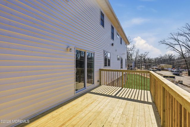 109 Legacy Court, Lakewood, NJ 08701