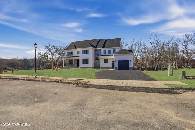 109 Legacy Court, Lakewood, NJ 08701