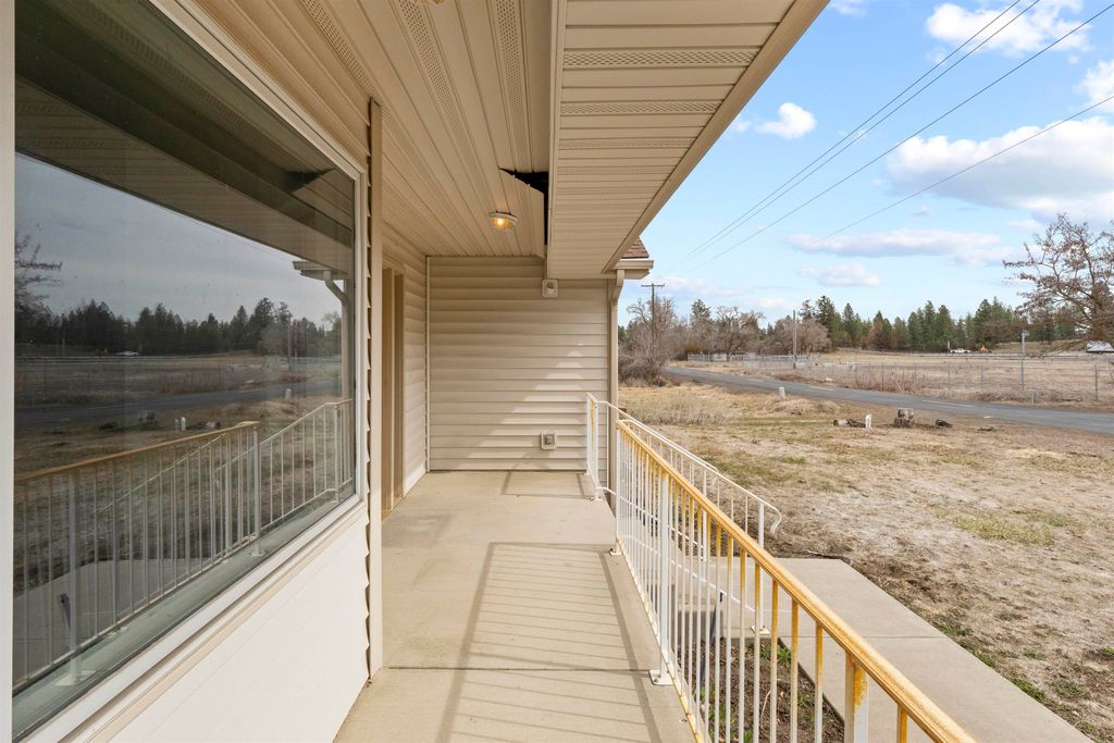 5704 W Garden Springs Rd, Spokane, WA 99224 photo 5