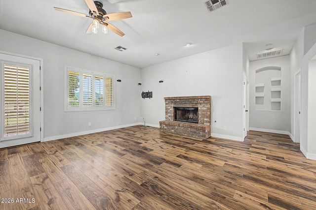 6620 N 185TH Avenue, Waddell, AZ 85355