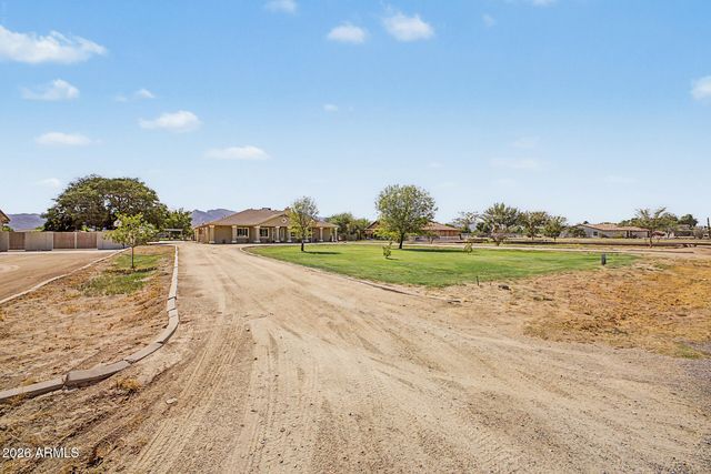 6620 N 185TH Avenue, Waddell, AZ 85355