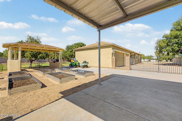 6620 N 185TH Avenue, Waddell, AZ 85355