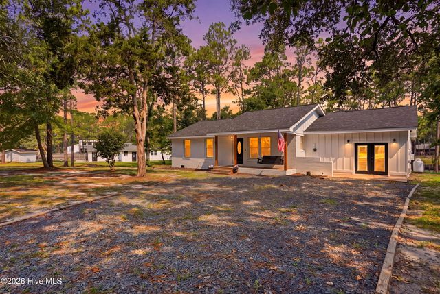 1361 Forest Lake Road, Southport, NC 28461