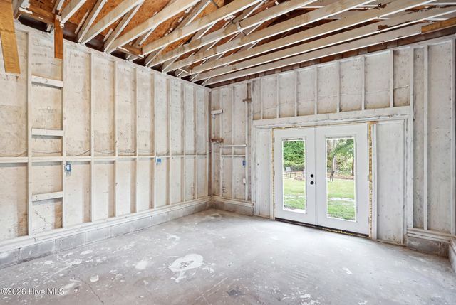 1361 Forest Lake Road, Southport, NC 28461
