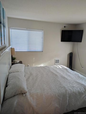 1845 Bayview Heights Dr 99, San Diego, CA 92105