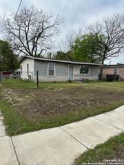 726 Southcross, San Antonio, TX 78211