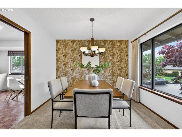 18200 Nw CORINTHIAN St, Portland, OR 97229