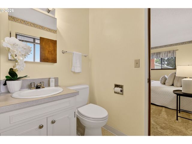 18200 Nw CORINTHIAN St, Portland, OR 97229